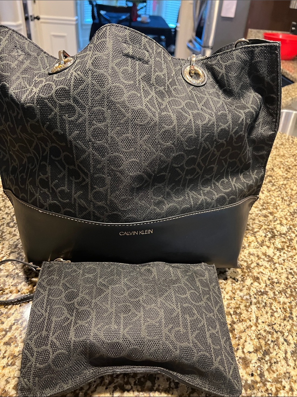 Calvin Kline Two piece set Bag and Wristlet in EUC